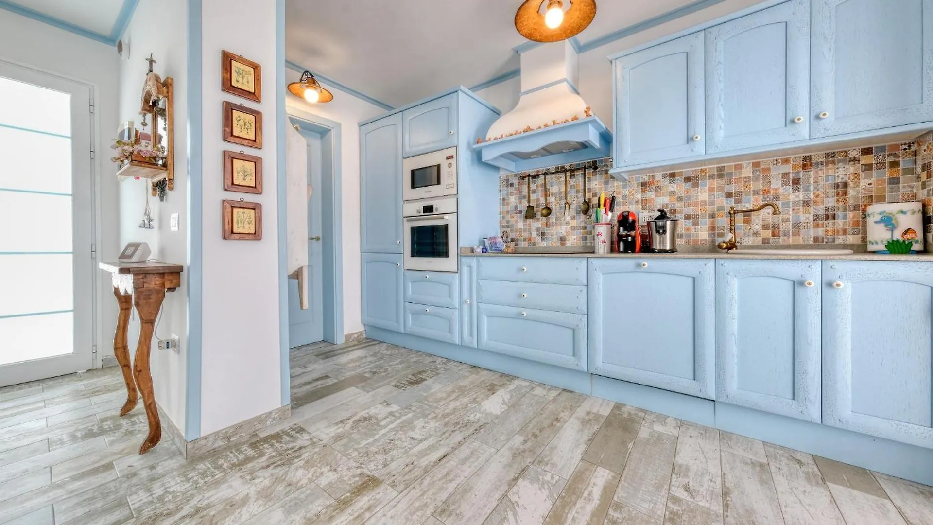 Вилла L Azdora La Concha Luxury House-Shared Pool Плайя-Онда Испания